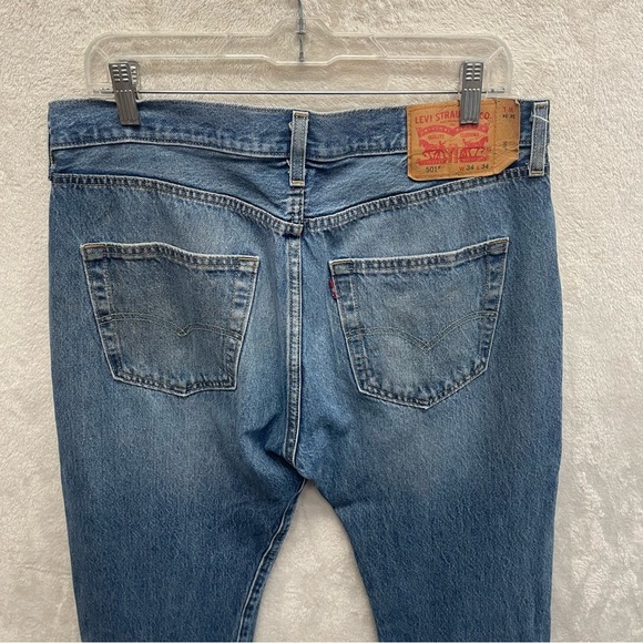 Levi’s men’s 501 Buttonfly jeans size 34/34 - Picture 3 of 10